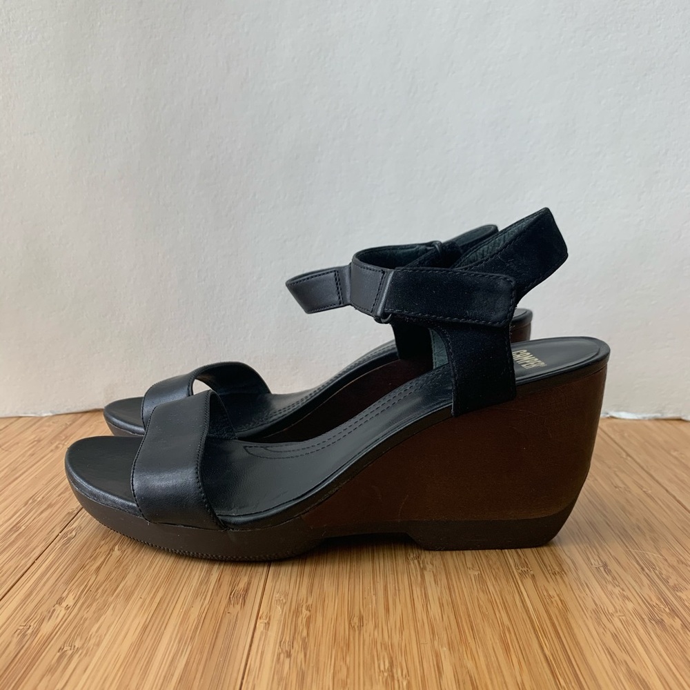 Camper: platform black strap sandals